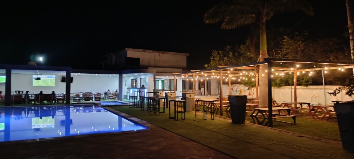 Golfinho Azul — Restaurante e Bar