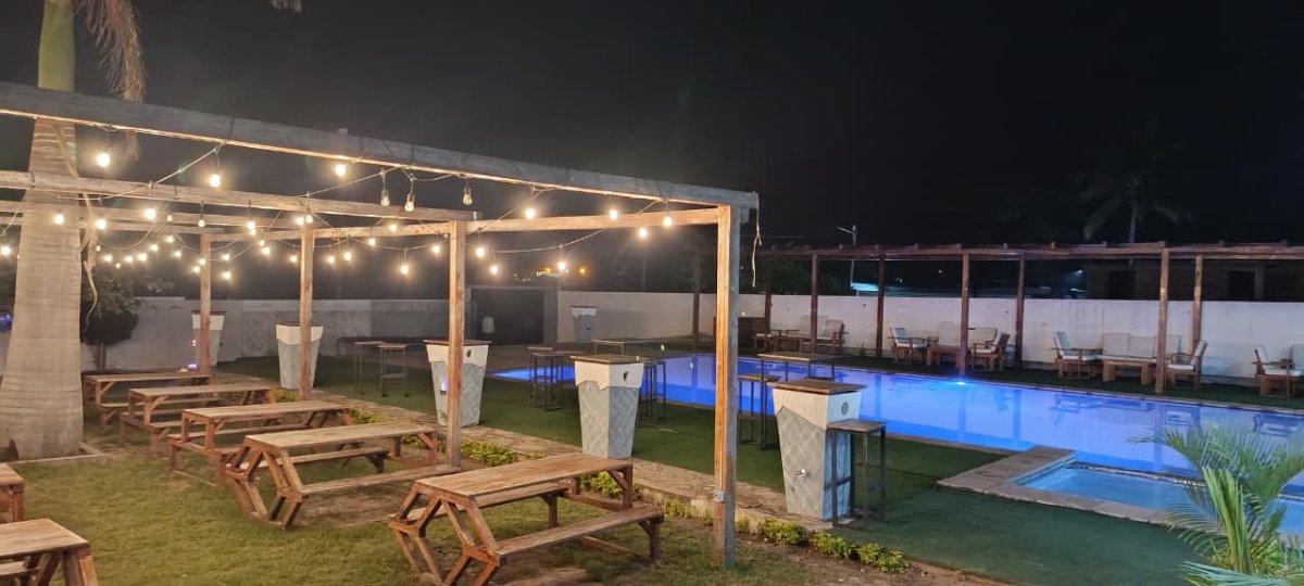 Golfinho Azul — Restaurante e Bar
